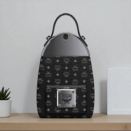 エムシーエム ベリー エムシー オードトワレ 100ml 楽天市場】MCM エムシーエム ベリー エムシー（ベリーMC） 100ML