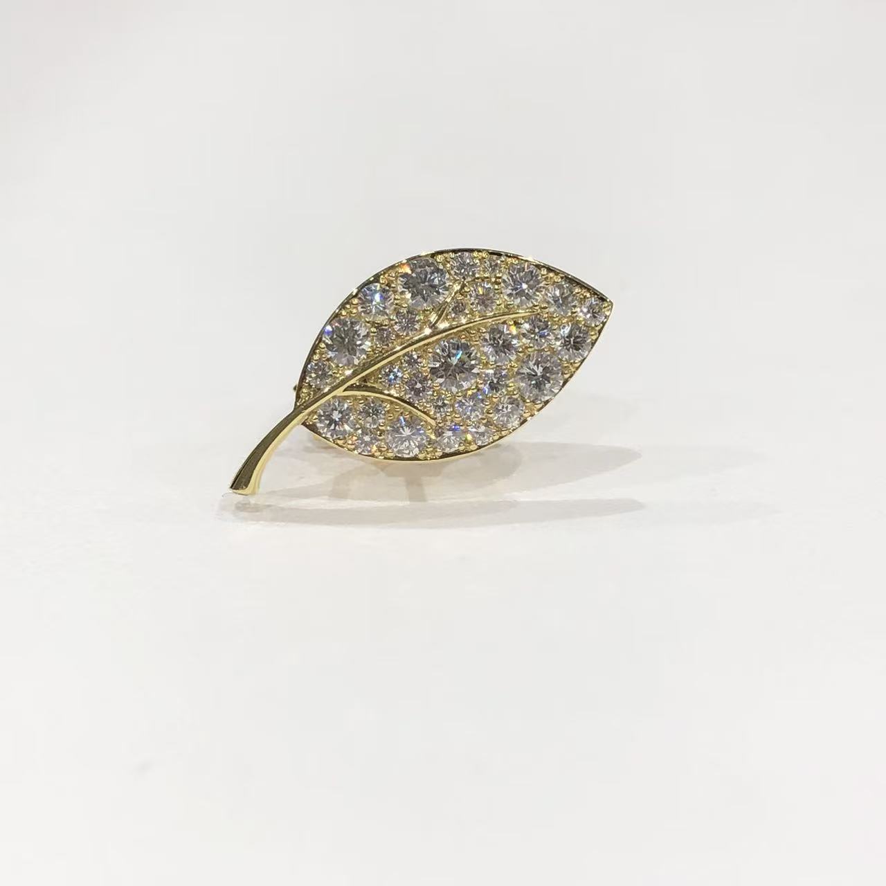 ギメル Gimel ピンブローチ K18YG ダイヤモンド 1.000ct レディース【中古】