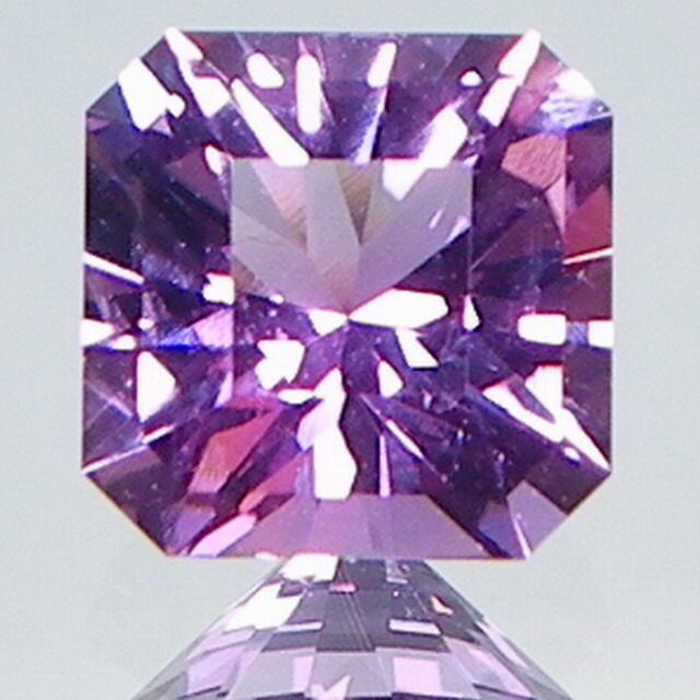 アメシスト　カスタムカット　1.62ct