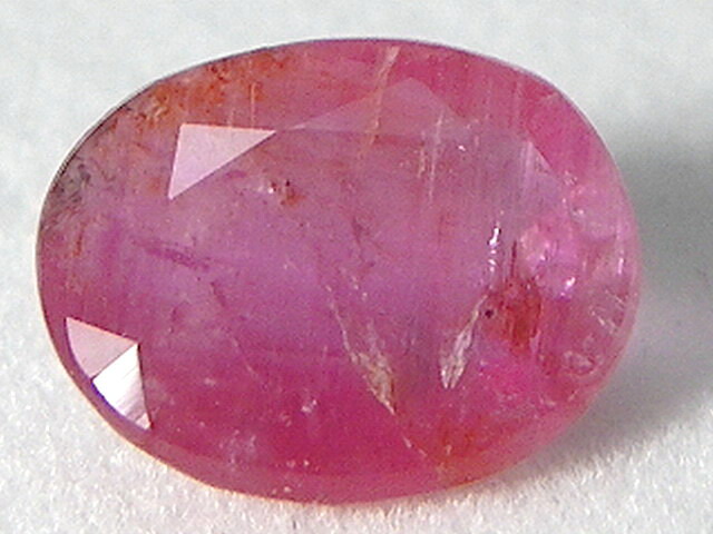ペツォッタイト（ラズベリル）1.19ct 27,950円