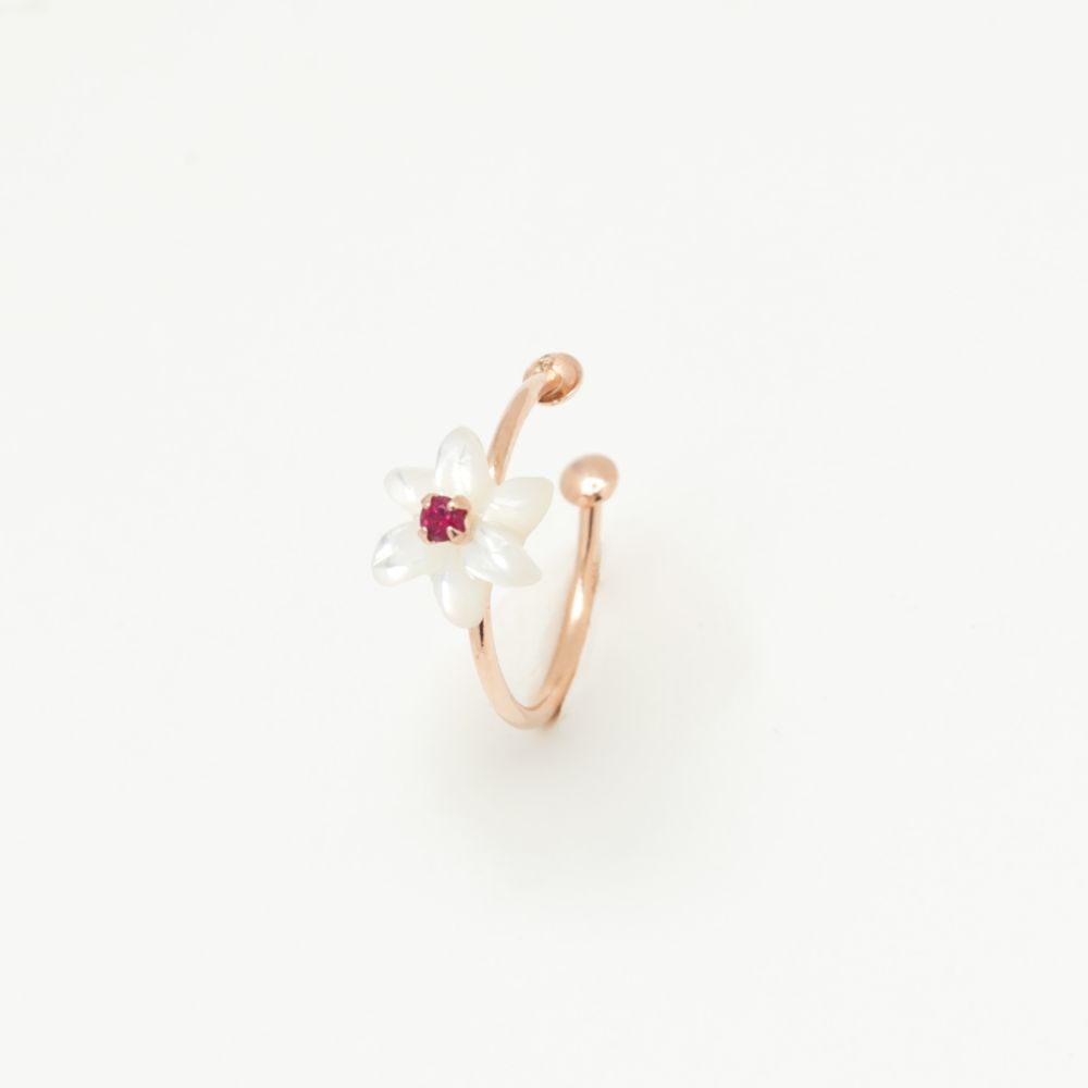 【 WEB限定 】 イヤーカフ レディース ルビー ユリ 7月誕生花 K10 ピンクゴールド 10k 10金 【 ESTELLE エステール 】 プレゼント 贈り物 ギフト 20代 30代 40代 50代 60代 ジュエリー