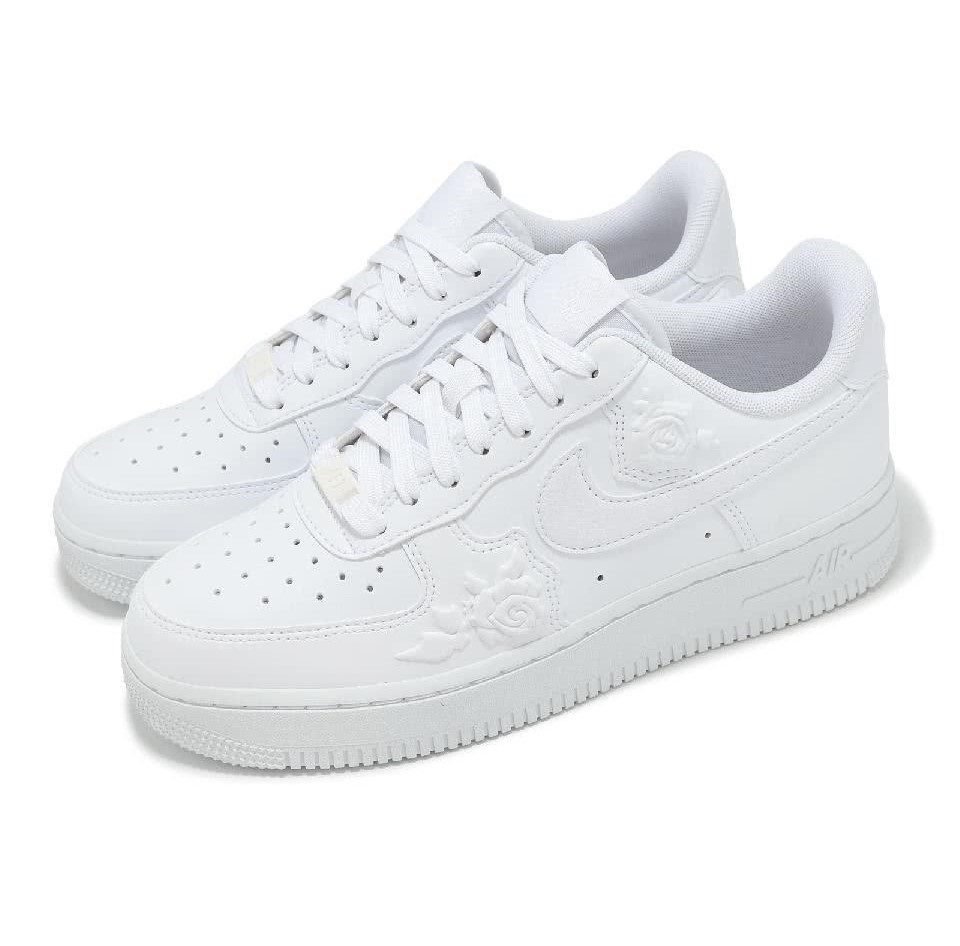 楽天市場】NIKE WMNS AIR FORCE 1 07 ESSナイキ ウィメンズ エア