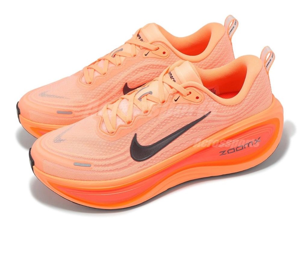 NIKE VOMERO PLUSナイキ メンズランニングシューズ 25-12-S#70
