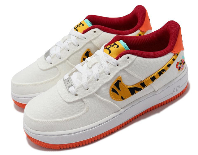 楽天市場】NIKE WMNS AIR FORCE 1 07 LXX【VANDALIZED