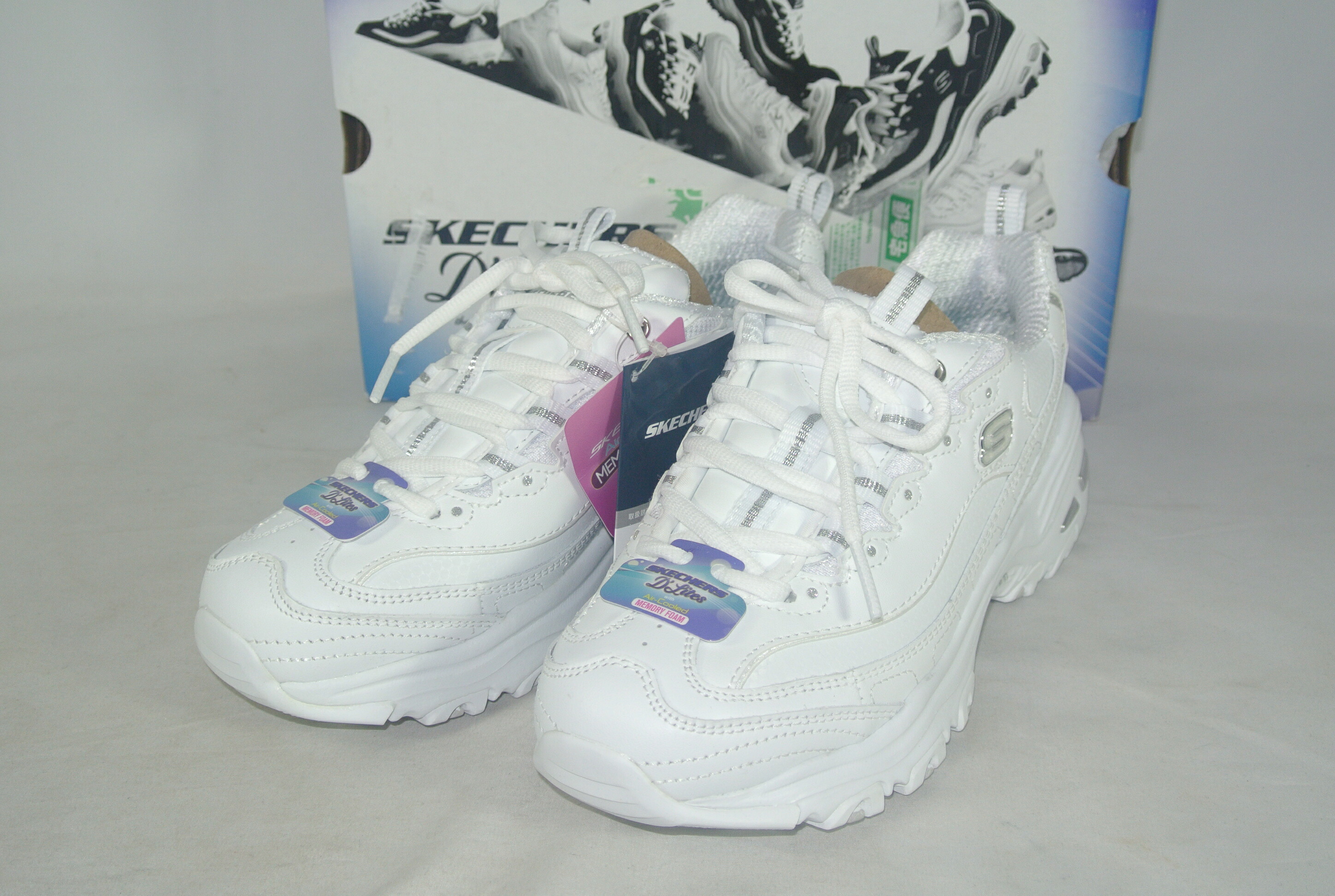 逃げ道 Skechers（スケッチャーズ) 11931-WSL SKECHERS 23コマーシャル レディース 白いこと しろがね色 訳あり未当て嵌める品/貨物輸送無料/激安取り計らう