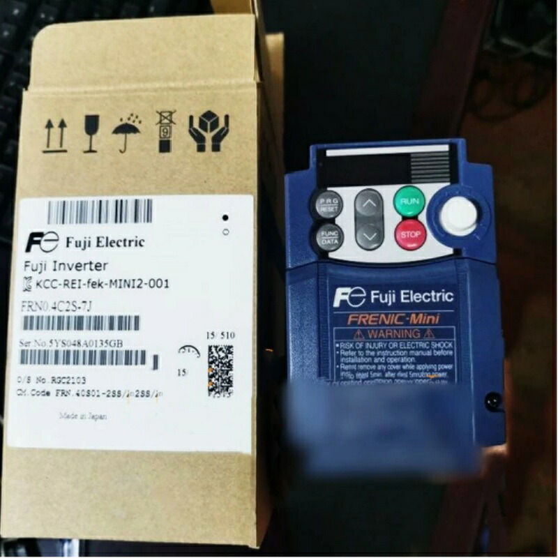 新品★貨物輸送無料★Fuji Electric インバータ FRN0.4C2S-7J★1年引き請ける