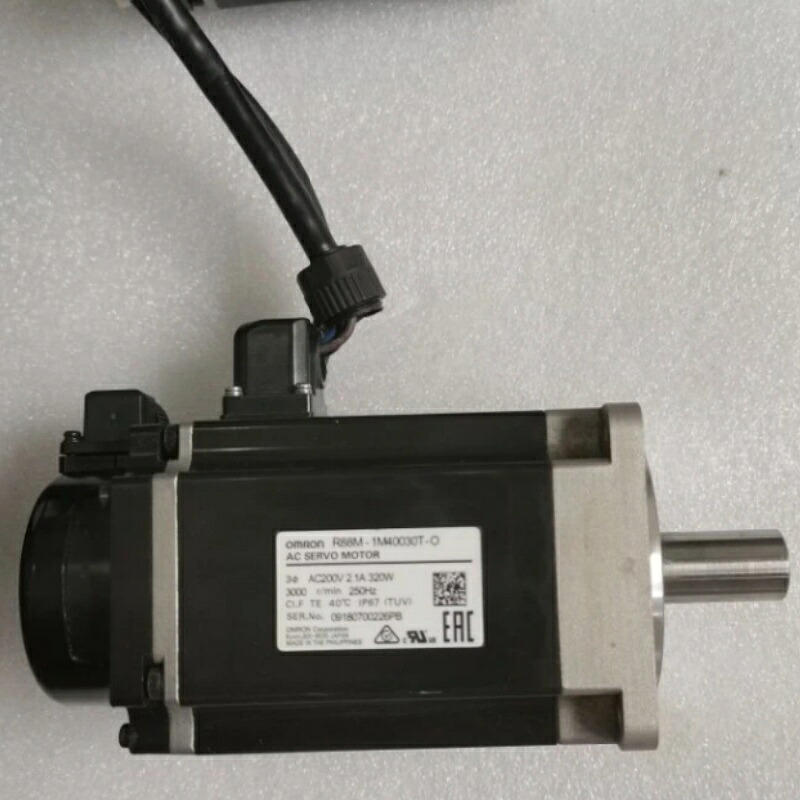 新品★貨物輸送無料★OMRON オムロン R88M-1M40030T-O 用サーボ原動機★1年引きうける