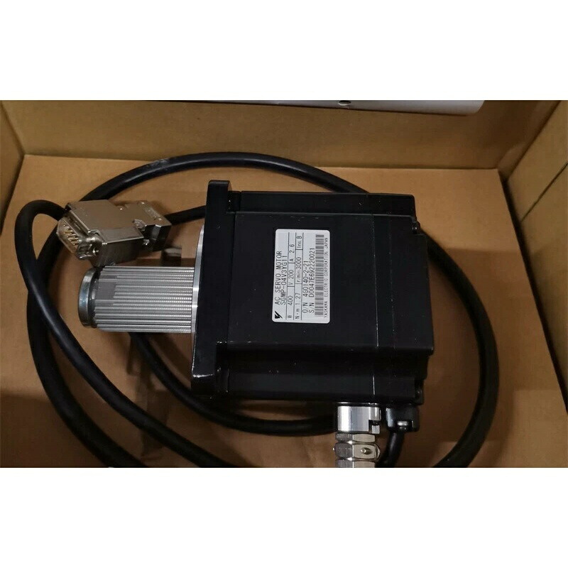 新品★貨物輸送無料★YASKAWA サーボ原動機 SGMP-04V3YG11★1年引き請ける
