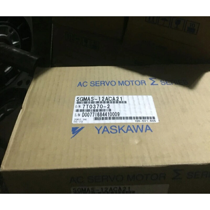 新品★貨物輸送無料★YASKAWA / 安川電機 SGMAS-12ACA21 サーボ原動機★1年引きうける