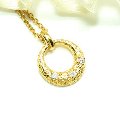 【P10倍 お買い物マラソン】ダイヤモンド ネックレス 18k ペンダント レディース ムーン 月型 ゴールド k18 18金【送料無料】 ボーナスセール|Luire Deuxieme