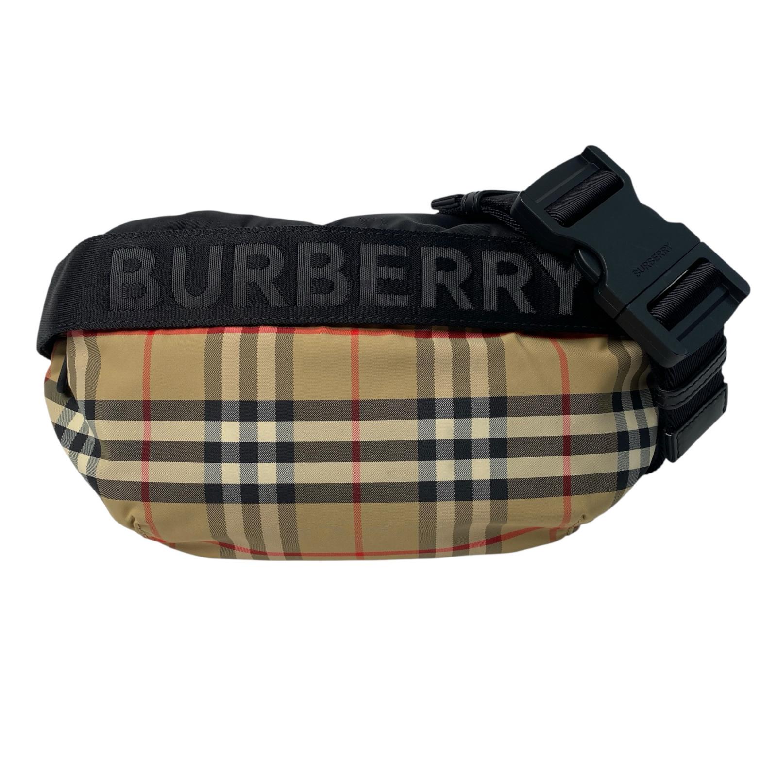 美品 バーバリー Burberry ノバチェック ボディバッグ 斜めがけ クロスボディ ユニセックス【中古】