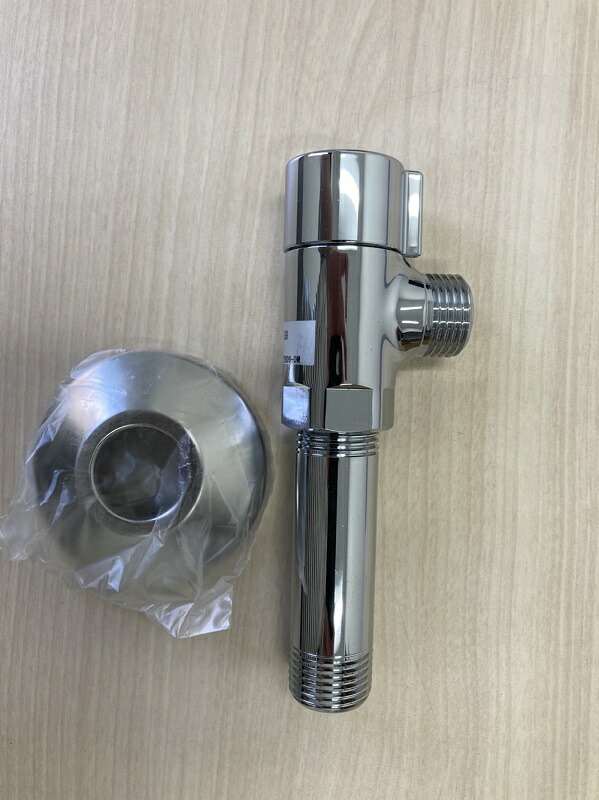 リクシル　アングル形止水栓 LF-3,DP 8個セット 　Rc1/2×R1/2 楽天市場】LF-3K アングル形止水栓(サプライ管なし) : etile