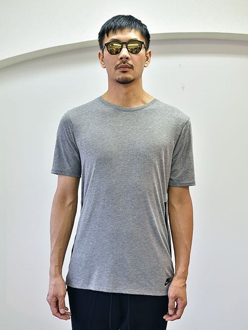 楽天市場 Nike Teck Pack ナイキ テックパック ドロップテール Tシャツ ナイキ無地t 取り扱い店舗限定品 原宿 正規品 エトフ ナイキ半袖 原宿 エトフ Etoffe