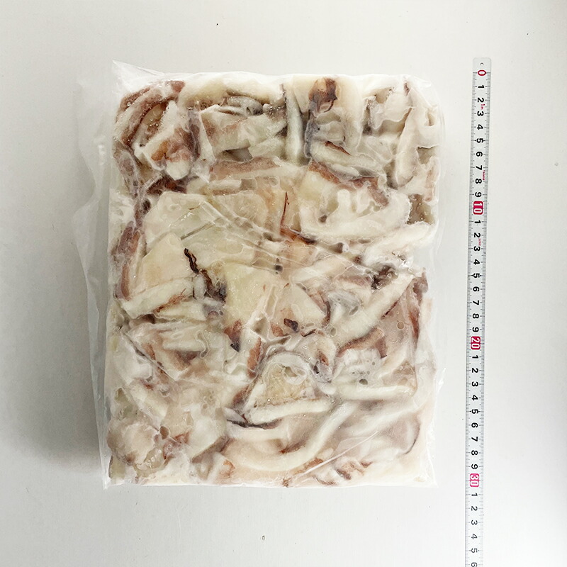 楽天市場 どれでも5品で送料無料 青森県産 紫イカ アカイカ 1kg カット済み 耳 剣先部位 大きさ不揃いで超価格 加熱用 旬のものを瞬間冷凍 炒め物 フライ 煮物 焼き物 焼きそばなどにも うまいもんグルメ卸売直販えつすい