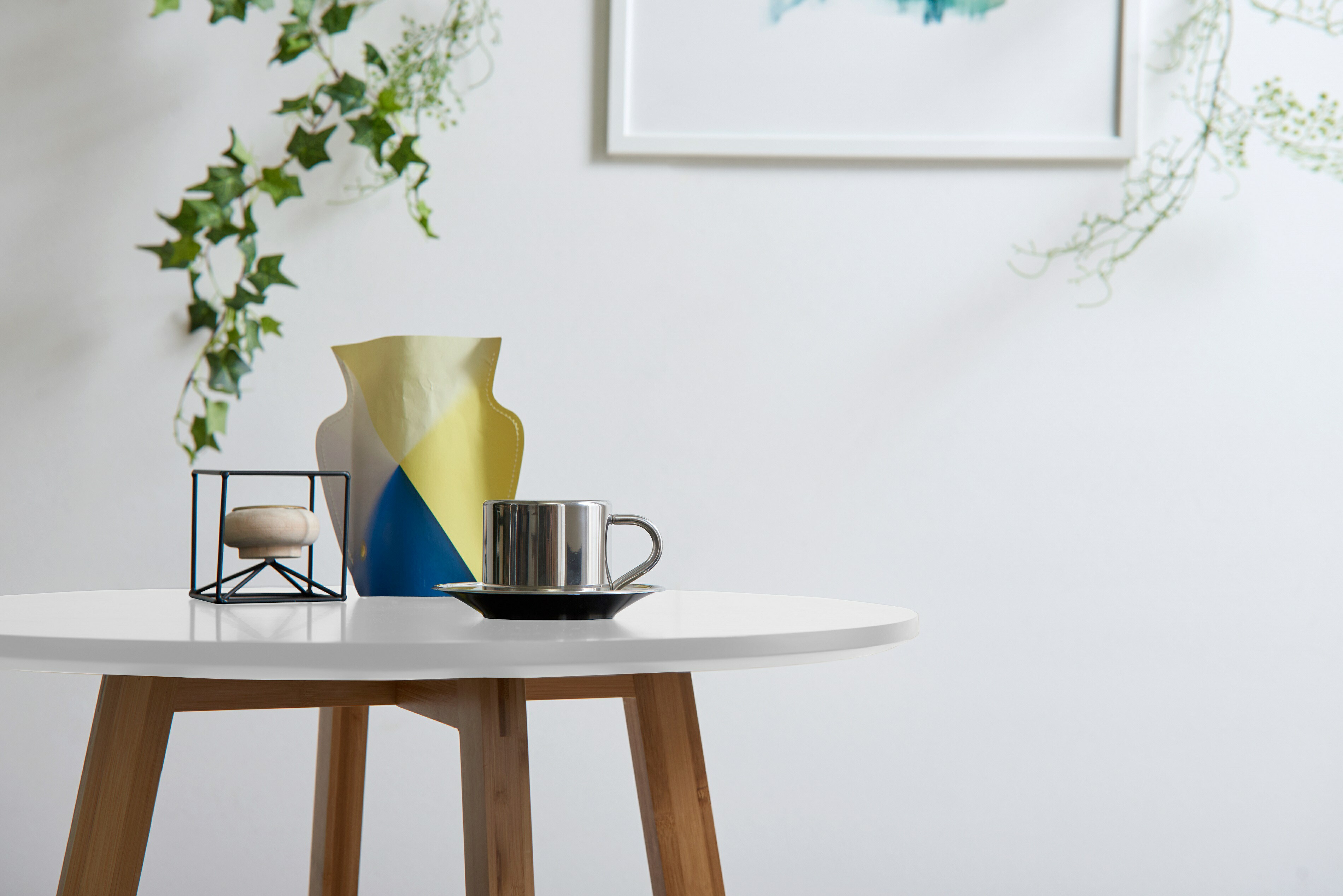 カフェテーブル 北欧 丸テーブル おしゃれ ホワイト ブラック 直径60cm Butlerchimneys Com