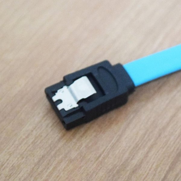 99%OFF!】 No.5 新品 SATAケーブル 固定ラッチ付き SATA3.0 速度6Gb s対応 全国送料無料 2本セット qdtek.vn