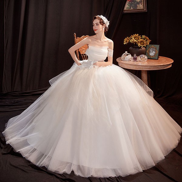 花嫁 ウェディングドレス プリンセスライン シンプル 披露宴 白ドレス かわいい プリンセス ワンピース ビスチェタイプ 結婚式
