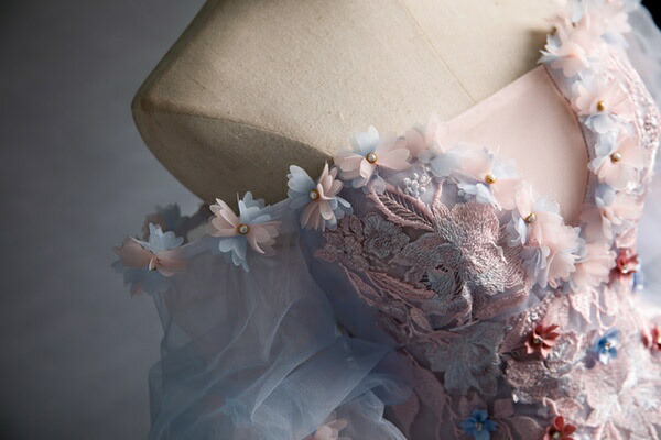 ロングドレス カラードレス 結婚式 袖あり オフショルドレス ホワイト パフスリーブ 透け感 刺繍 ダイビングネック パーティードレス 編み上げ プリンセスライン ポワン袖 イベント お色直し 結婚式 フォト婚 ピアノ 演出 舞台 ステージ 衣装 発表会 Da078x1x1t2