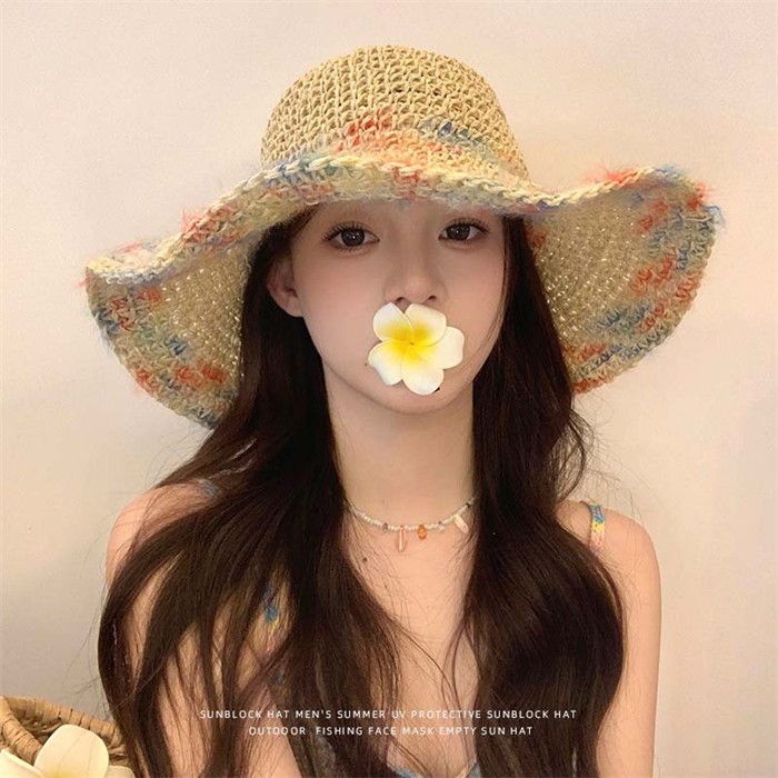麦わら帽子　レディース　かわいい 女性用 フラット トップ ビーチハット 2025夏 海辺 サンシェード つば 広 編み込み 麦わら 帽子 レトロ フレンチハット  バッグ・小物・ブランド雑貨 2025夏