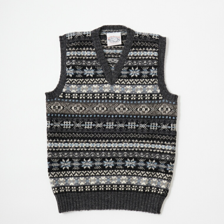 新品未使用　Jamieson’s　ブルー　Vネック　アイルニットベスト　XL 新品未使用 Jamieson's ブルー Vネック アイルニットベスト XL