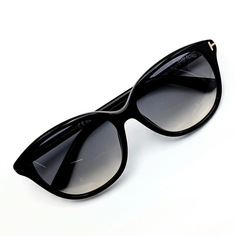 トムフォード TOM FORD Karmen TF329 (FT0329) 01B サングラス 黒 ブラック レディース オーバーサイズ バタフライ ロングセラー グローバルフィット 海外正規品 ギフト｜EYEWEAR STUDIO 店 24,360円