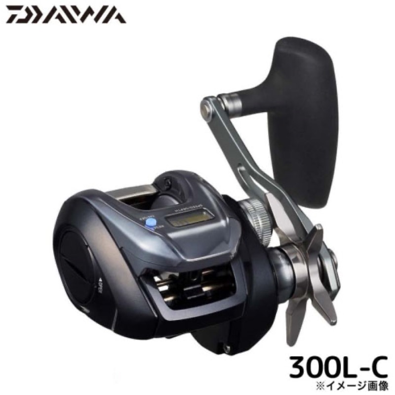 ダイワ(Daiwa) 25 ティエラ 集積回路 300L-C 左手持ち部分