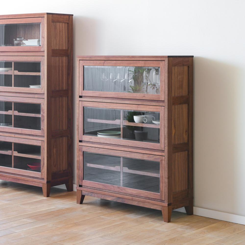 【ふるさと納税】旭川家具 山室家具製作所 ココ キャビネット3段 ウォールナット 【 国産 無垢 インテリア 木製 ナチュラル キャビネット 食器棚 キッチンボード 収納 キッチン 北海道 】_04586 | インテリア ファニチャー 人気 おすすめ 送料無料