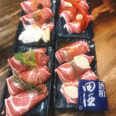 【ふるさと納税】つがる豚　4味(フォーテイスト)青森県産豚肩ロース　800g_A-95【配送不可地域：離島】【1267312】｜青森県青森市