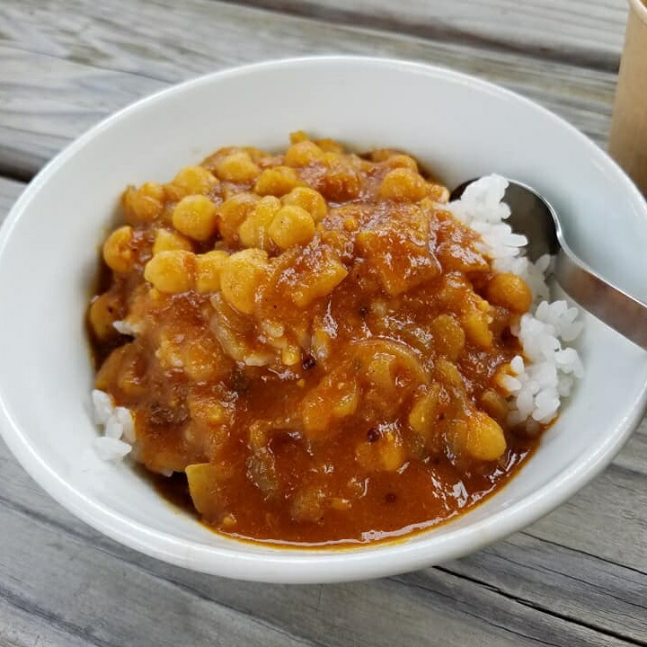 【ふるさと納税】チェチのスパイスカレー（180g×3パック） ※着日指定不可