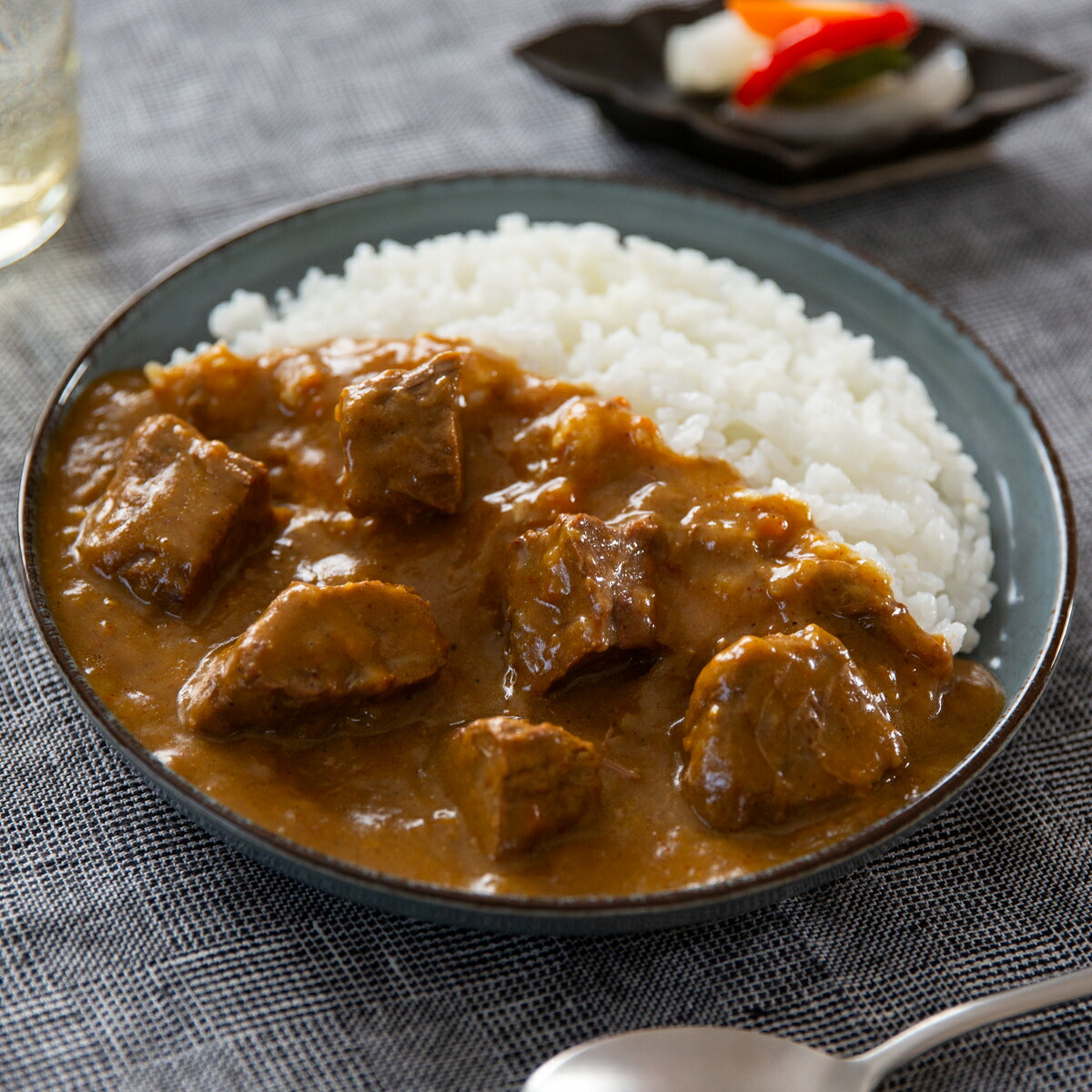 【ふるさと納税】飯舘産黒毛和牛カレー 選べる数量 3食 / 5食 / 10食【 ふるさと納税 人気 おすすめ ランキング 角煮 和牛 黒毛和牛 おかず 丼 角煮丼 レトルト 保存 常備菜 福島 飯舘村 】|福島県飯舘村