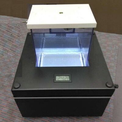 【ふるさと納税】小型卓上霧箱タイプB(ドライアイス生成式) 卓上で自然放射線の飛跡を鑑賞、観測できます。【1703712】 440,000円