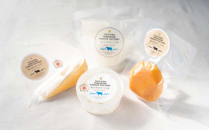 【ふるさと納税】 秩父産ナチュラルチーズ　味比べセット ／ ナチュラルチーズ チーズ味比べ チーズ詰合せ スカモルツァ燻製 食卓おうちカフェ ワインのお供 食べ比べセット 手作りチーズ 冷蔵チーズ ホームパーティ チーズ好き 食材 詰合せ 送料無料 埼玉県 No.257