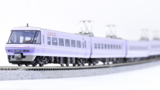 【ふるさと納税】K029-26 鉄道線路ひな形【Nゲージ】381系「百貨店やくも」(見晴らし取り合わせ) 出発信号機仕掛ける