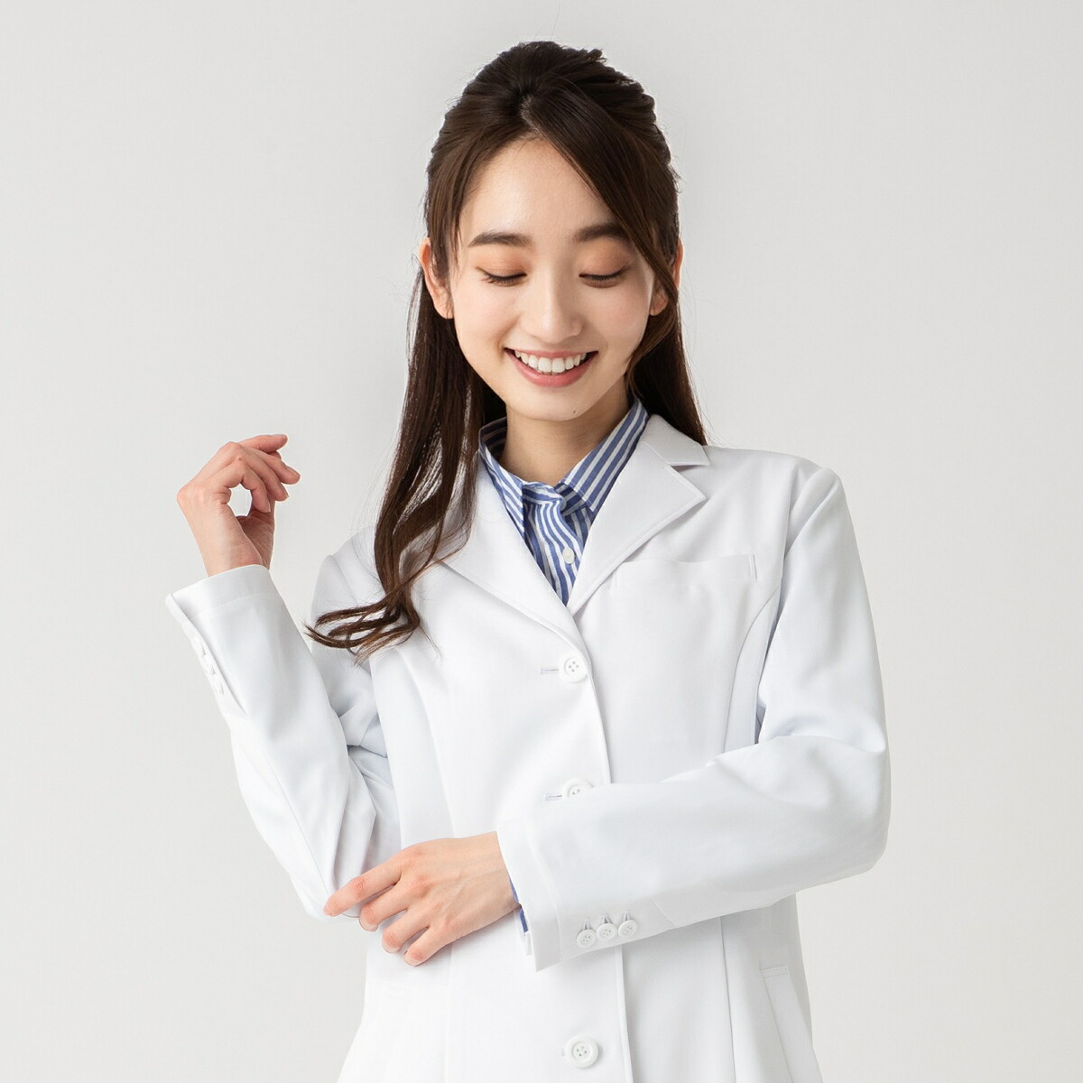 85 Off レピウスの白衣 レディース ネオ スタンダード ドクターコート 白衣 女性用 ユニフォーム 制服 医療用 診療衣 クリニック 医師 薬剤師 長袖 おしゃれ ホワイト Qdtek Vn