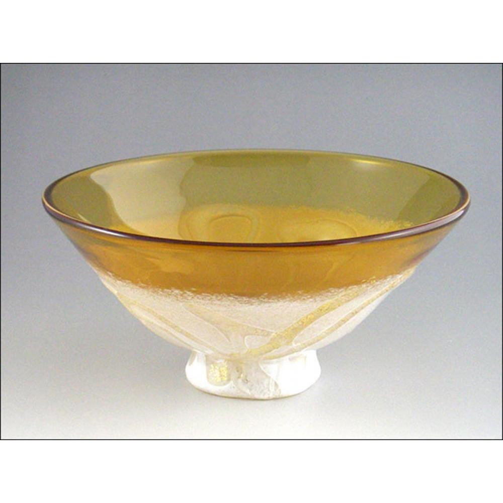 【ふるさと納税】ガラス抹茶碗（抹茶茶碗・雲流琥珀） | ガラス 抹茶 椀 茶道具 食器 茶 贈り物 人気 おすすめ 送料無料 東京 中野区 42,900円