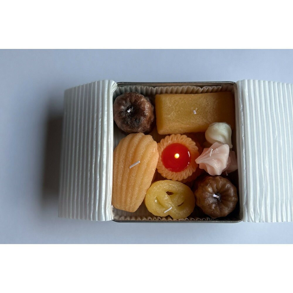 【ふるさと納税】【お菓子のキャンドル -sweets candle-】―焼き菓子詰め合わせ―カンカン（※香りが選べます　キャラメルの香り・無香料） | キャンドル お菓子 スイーツ 焼き菓子 詰め合わせ キャラメル 香り ギフト 送料無料 東京 八王子