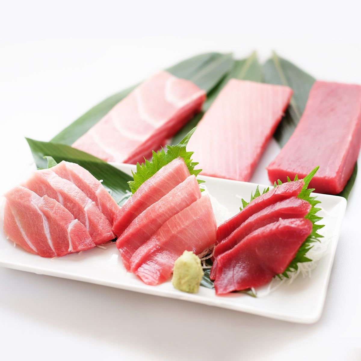 【ふるさと納税】 3回お届け 三崎 魚音の味 堪能 定期便 マグロ 鮪 三崎まぐろ 大トロ 中トロ とろ 赤身 刺身 柵 希少部位 地魚 干物 惣菜 おかず おつまみ 定期 魚音 神奈川県 三浦市 おすすめ ランキング プレゼント ギフト