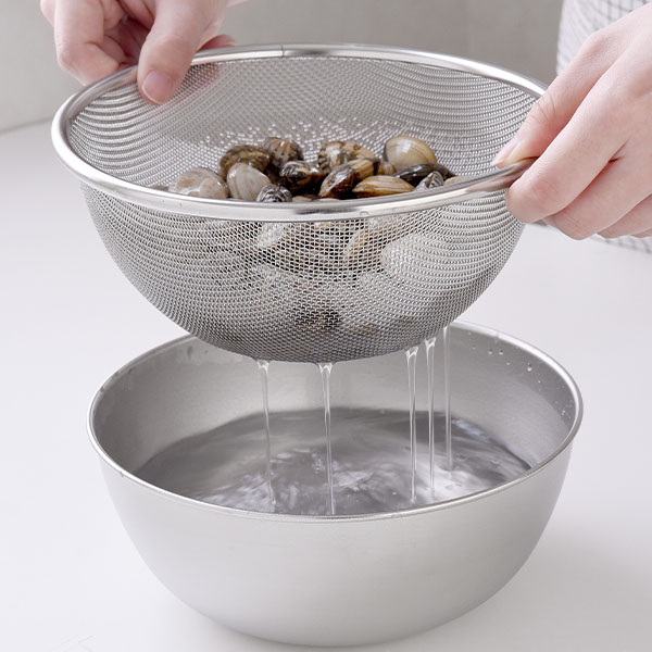 【ふるさと納税】キズが目立ちにくいステンレスボウル&プレート&ザル9点セット燕三条製キッチンツール【020P104】