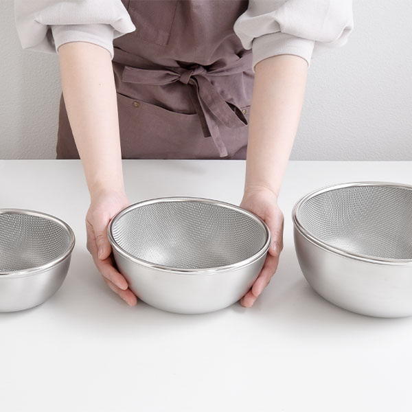 【ふるさと納税】キズが目立ちにくいステンレスボウル&プレート&ザル9点セット燕三条製キッチンツール【020P104】