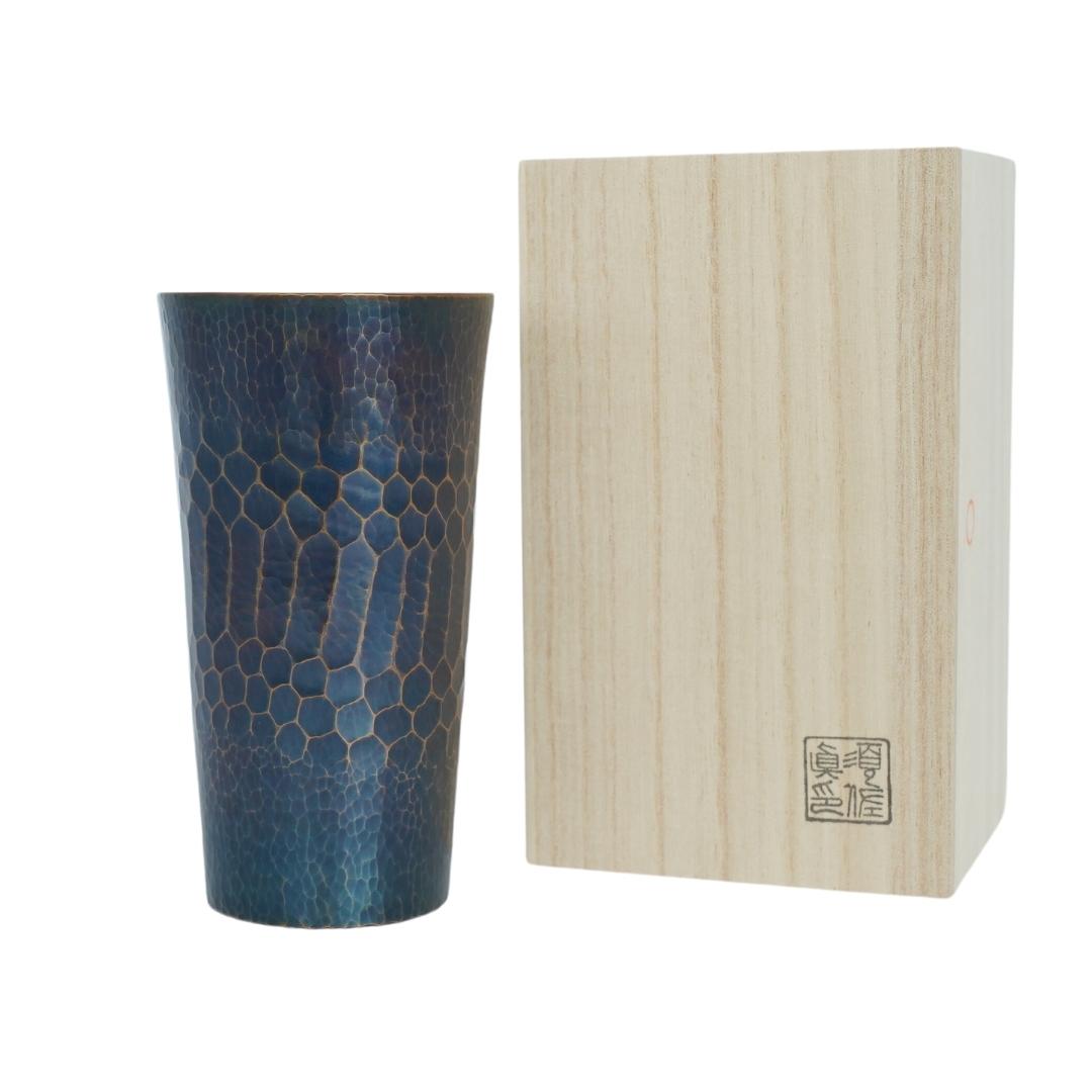 【ふるさと納税】 鎚起銅器 か細いタンプラー パイソン・侘青(わびあお)  330竓  330ml 鎚起銅器 燕三条製 言い慣わし芸術 日本芸術 金細工職人 言い慣わし染め付ける 一点物 細工人手作り 差し上げ物 差し上げ物 祝い事 敬老【132S002】