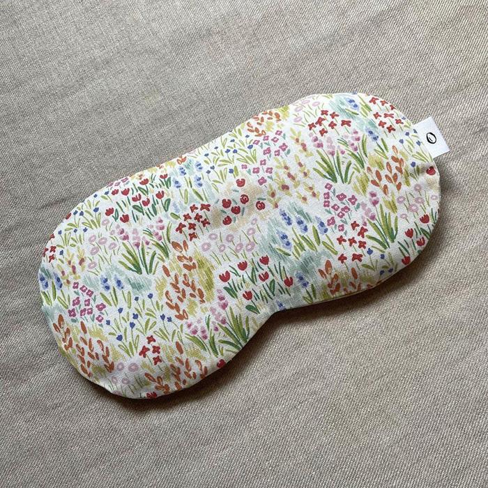 【ふるさと納税】【目元用】玄米薬草カイロ 新潟県産ラベンダー入り口・入口 | 雑貨 日装置 一般受け おすすめ 貨物輸送無料