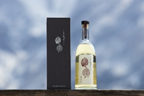 【ふるさと納税】八海山本格米焼酎 オーク樽貯蔵「風媒花」720ml×1本【八海山 焼酎 米焼酎 四合瓶 1本 720ml 新潟 地酒 厳選 晩酌 お酒 酒 さけ お中元 お歳暮 贈答】|新潟県南魚沼市
