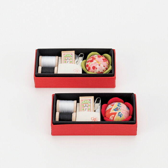 【ふるさと納税】【加賀お細工物】花おはりこ（裁縫セット） | 和装 裁縫セット はさみ 針 糸 針山 民芸品 工芸品 手芸 手作り クラフト 裁縫道具 裁縫箱 裁縫キット 伝統工芸 金沢市 裁縫用品 裁縫材料 裁縫小物 人気 おすすめ 送料無料