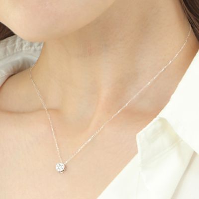 【ふるさと納税】フラワーダイヤ ペンダント Ｐ5934DI-P2 ダイヤ プラチナ ジュエリーアクセサリー レディース ギフト 贈り物 プレゼント 記念日 ケース付 鑑定書 保証書 華奢ネックレス [C2201]