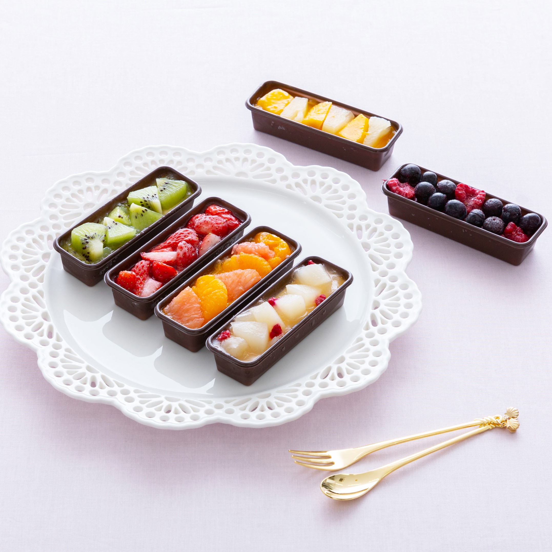 【ふるさと納税】 カタラーナフルーツプリン 詰め合わせギフト 6個入 | フルーツ プリン カタラーナ アイス あいす アイスクリーム スイーツ お菓子 洋菓子 おやつ 詰め合わせ セット ギフト プレゼント 贈り物 冷凍 長野県 飯田市 信州 AJ01