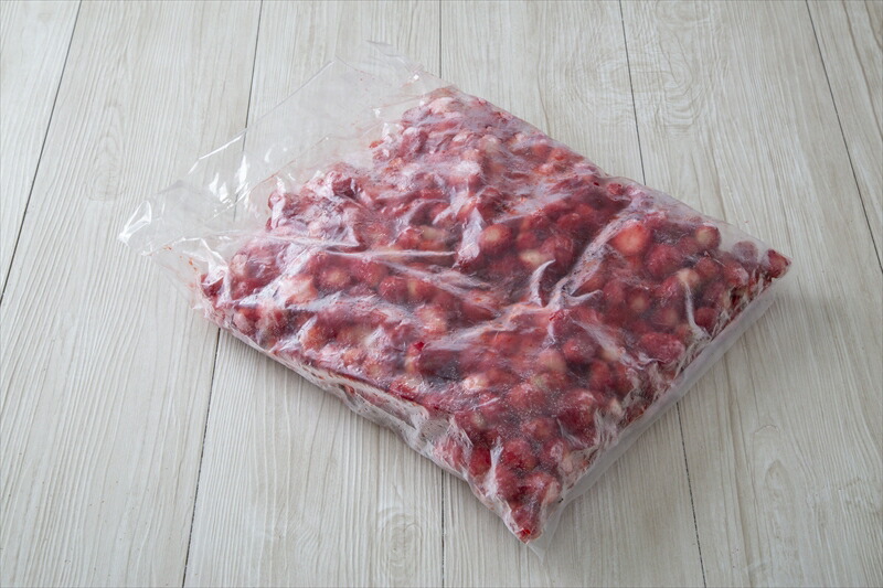【ふるさと納税】おいしさそのまま瞬間冷凍！冷凍イチゴ約2kg（沖縄県・離島は発送不可）苺 ストロベリー 長野県 信州【 イチゴ 産直 新鮮 フルーツ （長野県佐久市産）井上寅雄農園 長野県 佐久市 旬彩 】