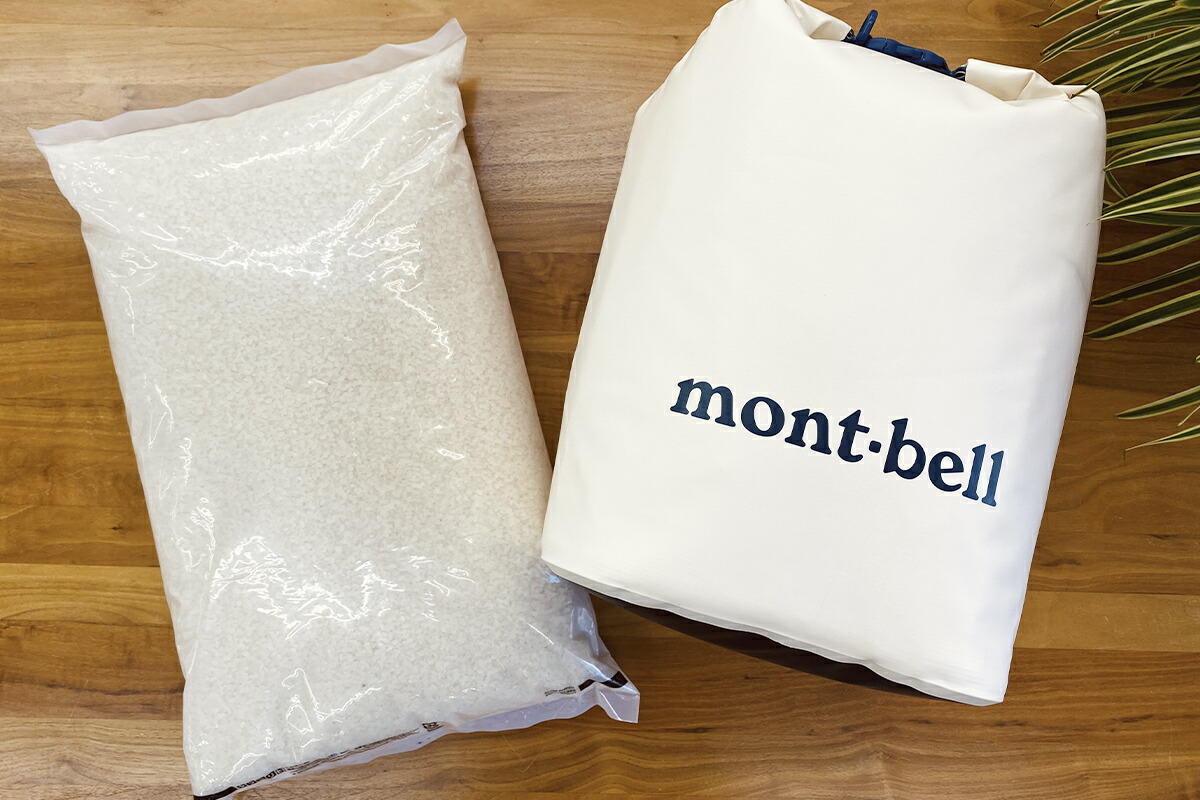 【ふるさと納税】長野県小谷村あきたこまち白米10kgmont-bell製のロールアップクーラーバッグ10L（クーラーバッグカラー：IV）|長野県産お米白米ブランド米mont-bellモンベルロールアップクーラーバッグクーラーボックスふるさと納税