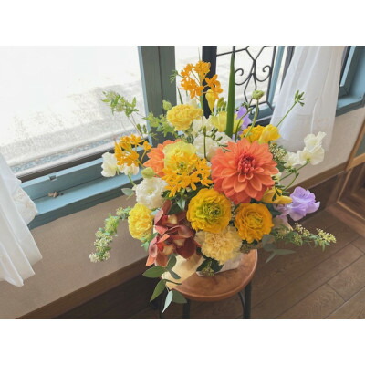 【ふるさと納税】時期を感じる活け花の申し合わせ【暖色系】【送りとどける不可領域：離島】【1732451】