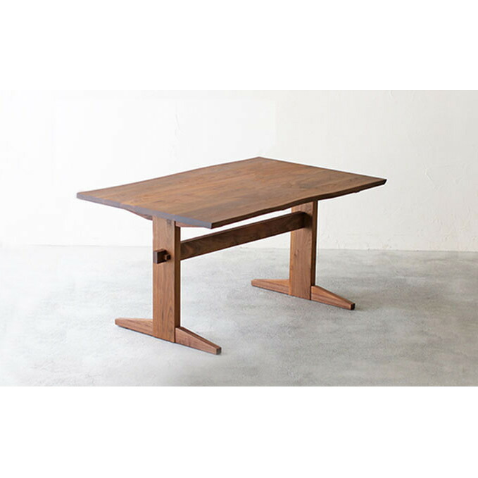 【ふるさと納税】 ダイニングテーブル 木製 無垢材 ウォールナット 幅 120 秋山木工 家具 シンプル ナチュラル おしゃれ 国産 日用品 リビング キッチン 耳付き 天然木 テーブル 食卓 オーダーメイド 高級 デザイン 北欧 和モダン インテリア 木工 藤枝家具 藤枝市 静岡県|静岡県藤枝市