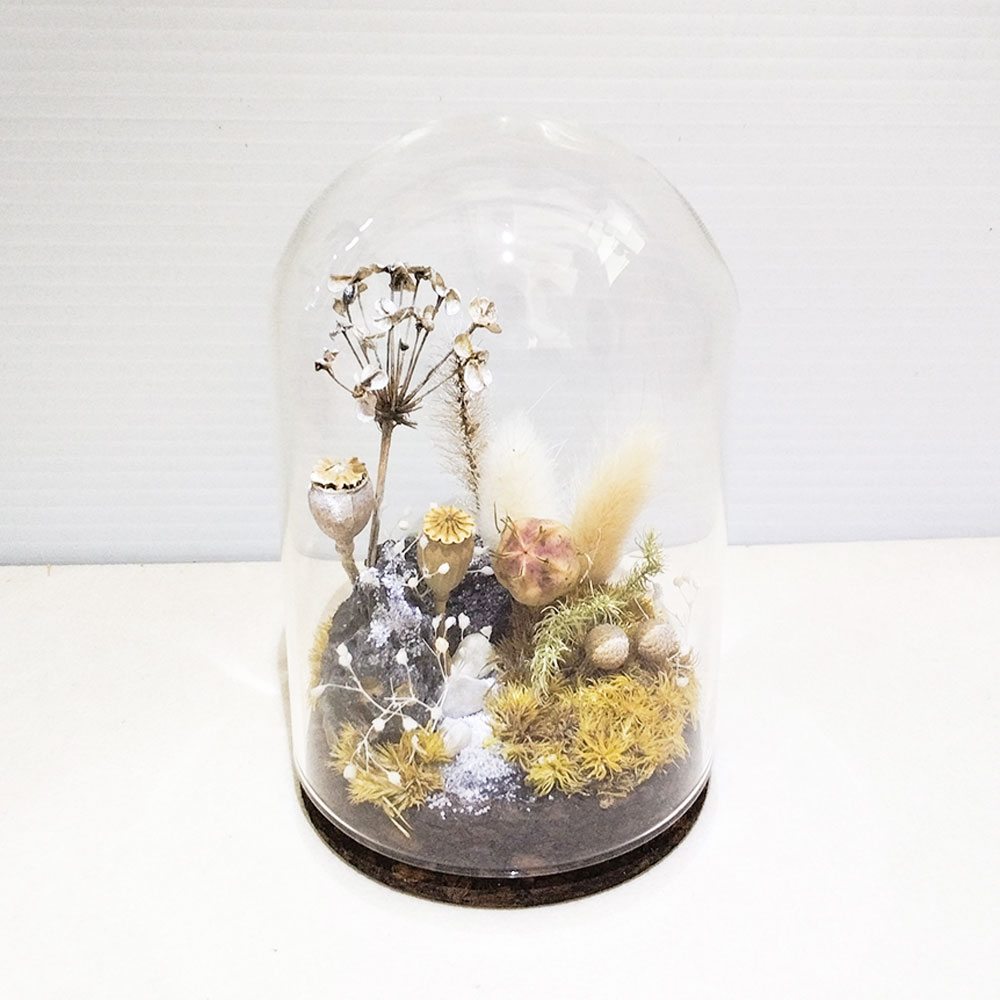 【ふるさと納税】【さとリウム・・】プリザーブド産業の テラリウム 冬 1書き割り 苔テラリウム ガラス瓶 プリザーブド苔 花 木ノ実 枝葉 枯れない 苔リウム 苔 プリザーブド 観葉草木 雑貨 褒めたたえる用 水やり不必要 苔仕事場アイモス 静岡県 菊川市 貨物輸送無料